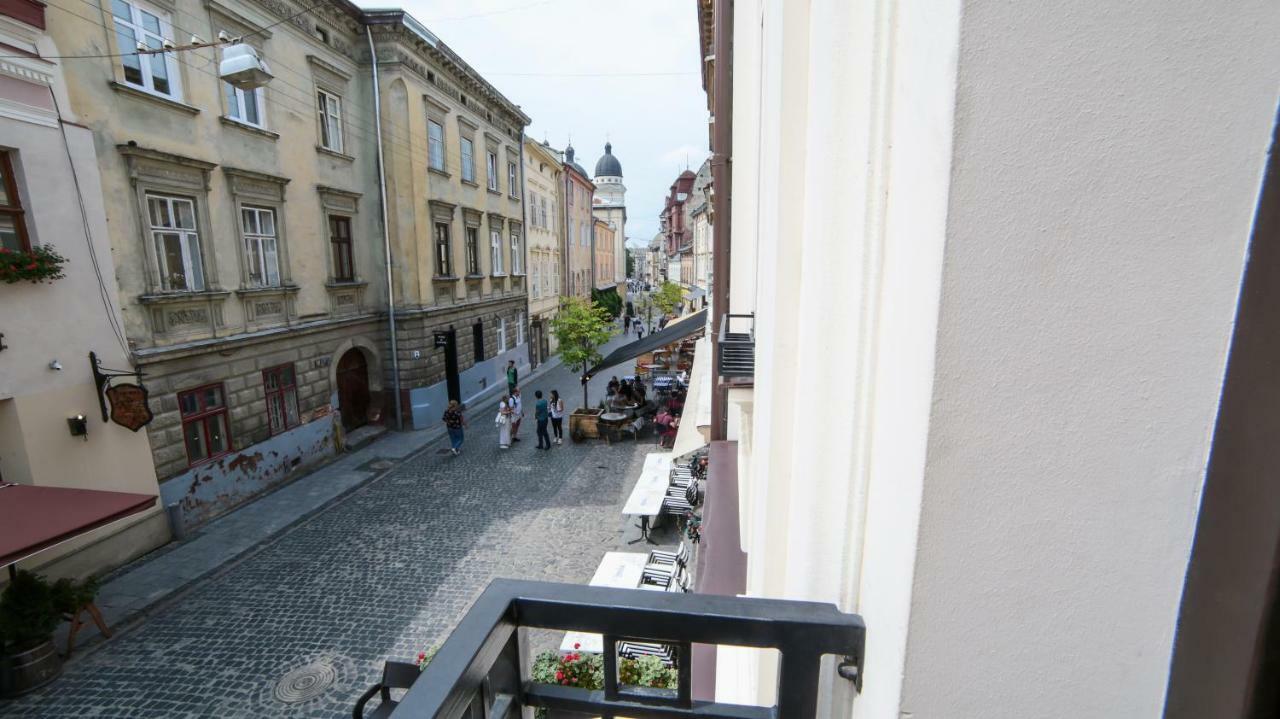 Апартаменти З Балконом Lviv Exterior photo