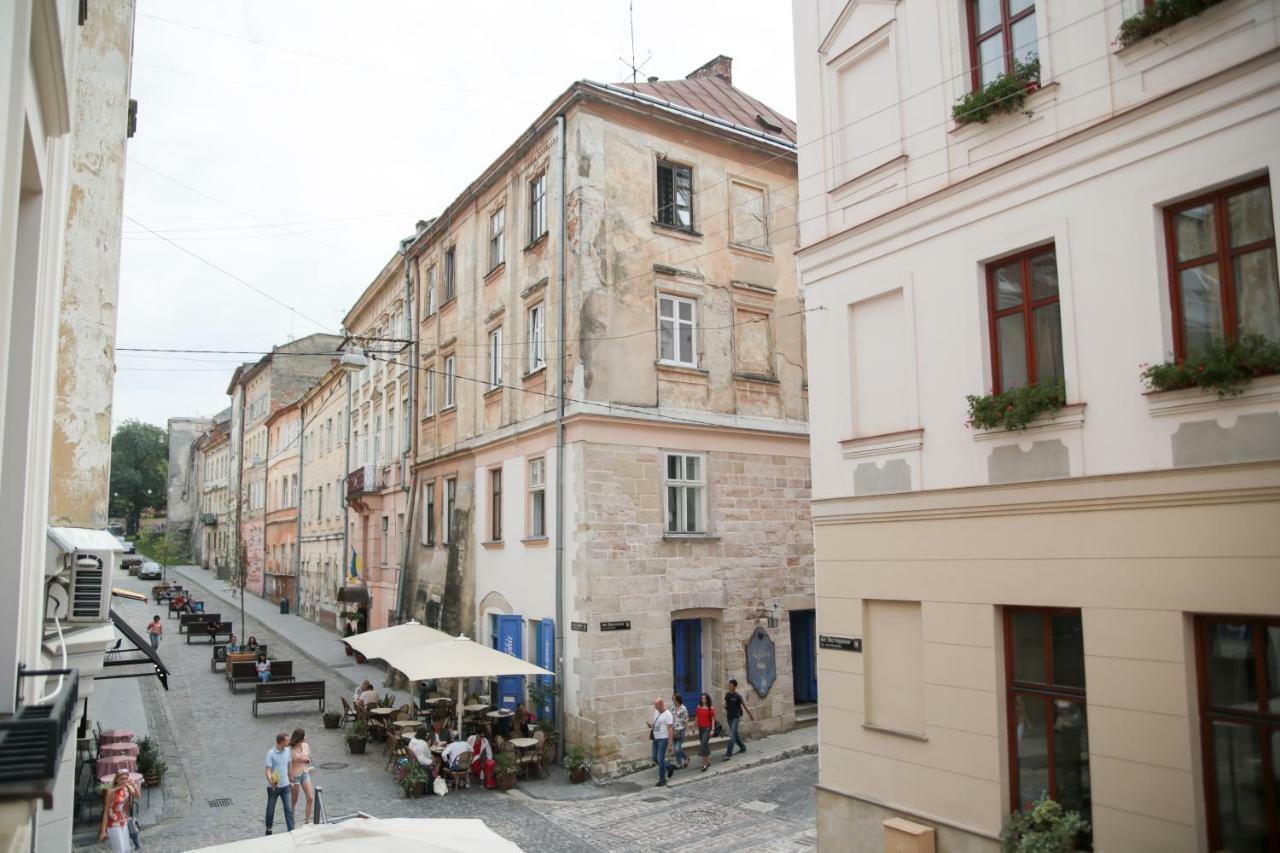 Апартаменти З Балконом Lviv Exterior photo