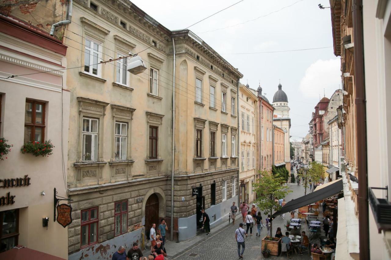 Апартаменти З Балконом Lviv Exterior photo